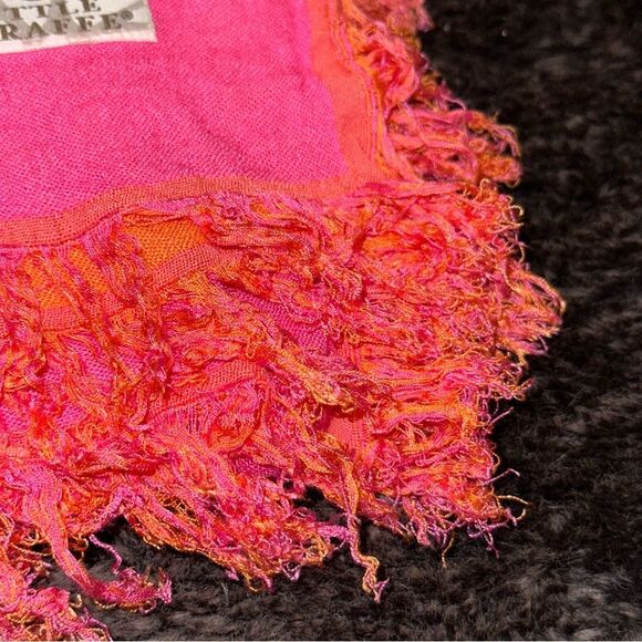 Little Giraffe Hot Pink Orange Rayon Marrakech Frayed Baby Blanket Swaddle 44X44 - Picture 4 of 9